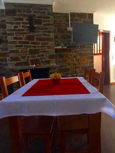 Hostal Casa D'av� Faia