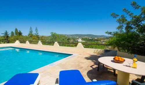 Almancil Villa Sleeps 4 Pool Air Con Wifi
