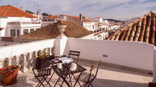 Hostal Bartholomeu Guesthouse