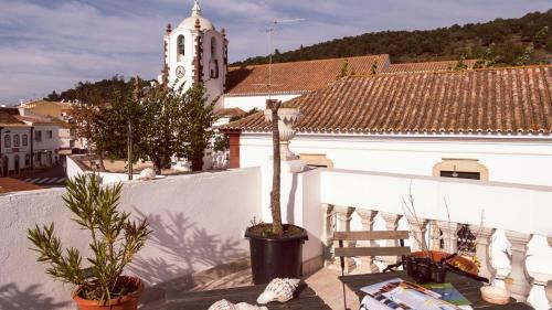 Hostal Bartholomeu Guesthouse