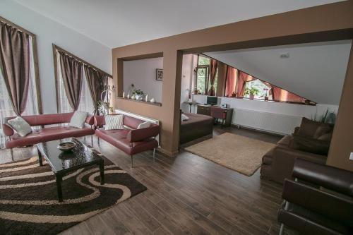 Hostal Pensiunea Tobo