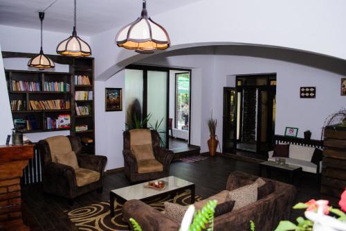 Hostal Pensiunea Tobo