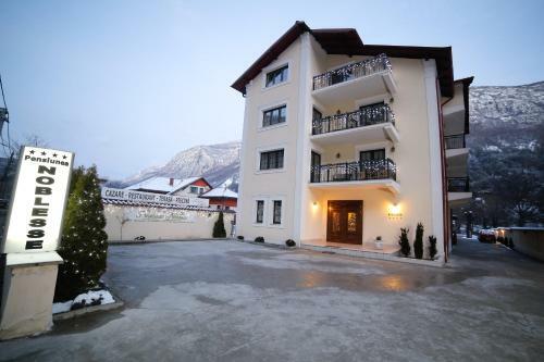 Hostal Pension Noblesse