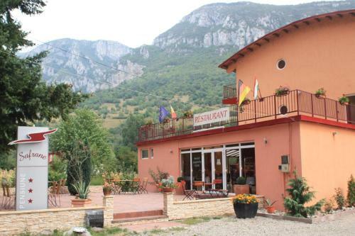 Hostal Pensiune Safrane