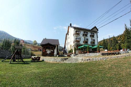Hostal Pensiunea Vraja Muntelui