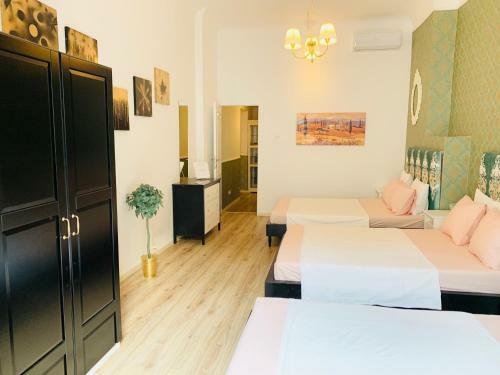 Royal Turquoise Apartment Old City
