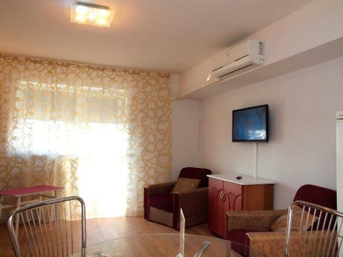 Rosuites - City Central Apartments