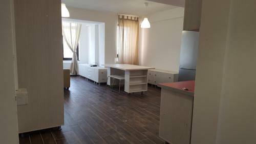 Pipera Park Lake View Apartments