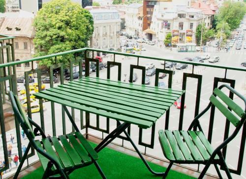 Rosuites - Romana Square Apartments