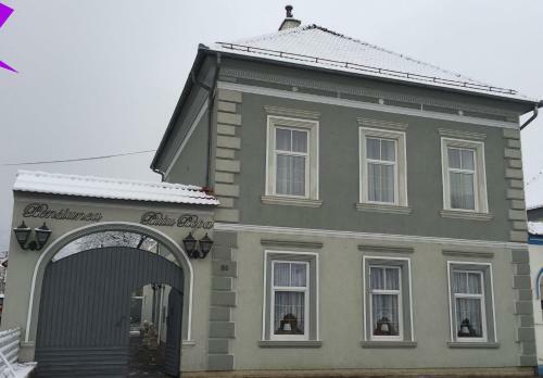 Hostal Pensiunea Puiu Popa