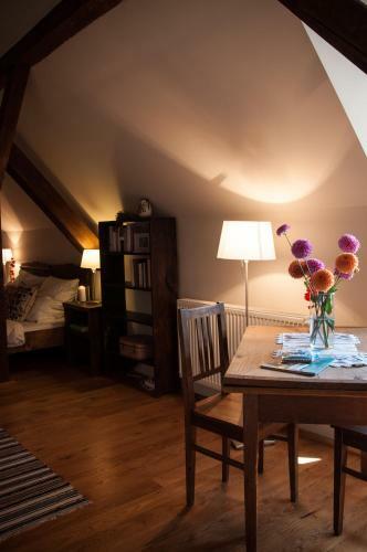 Hostal Transylvania Guesthouses