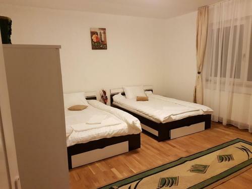 Hostal Bigcitty Rooms And Apartments
