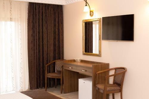 Hostal Complex Azar