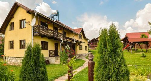 Hostal Casa Maria Izvorul Muresului