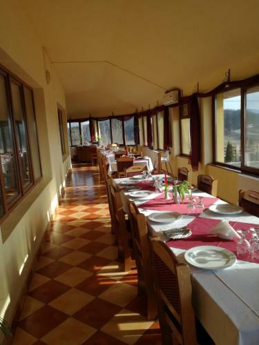 Hostal Cabana de La Trei Brazi