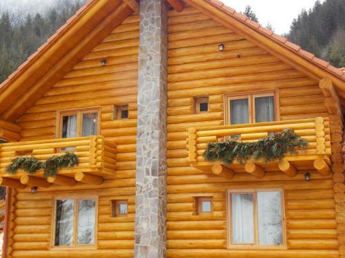 Hostal Pensiunea Izbucul Tauz