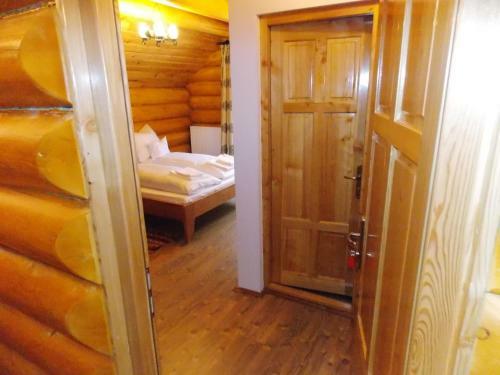 Hostal Pensiunea Izbucul Tauz