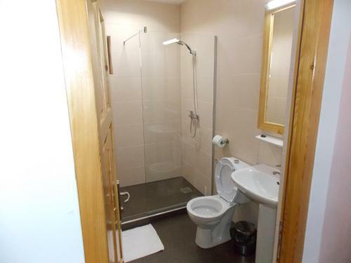 Hostal Pensiunea Izbucul Tauz
