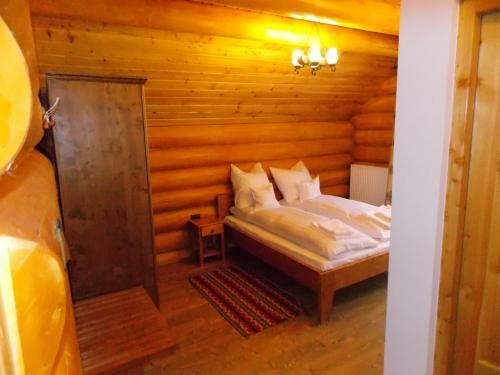 Hostal Pensiunea Izbucul Tauz