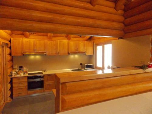 Hostal Pensiunea Izbucul Tauz
