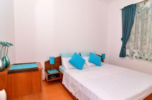 Sunny Hills Villas