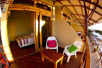 Hostal Hotel Caba�as La Travesia