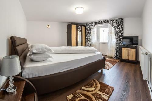 Hostal Pensiunea Valea M?gurii