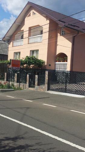Hostal Pensiunea Anca