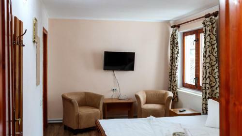 Hostal Pension Ladyna