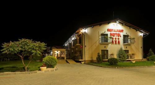 Hotel Axa Travel