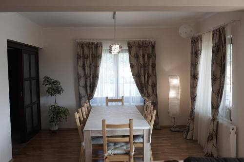 Hostal Pensiunea Iulia