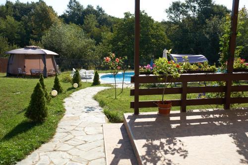 Hostal Pensiunea Iulia