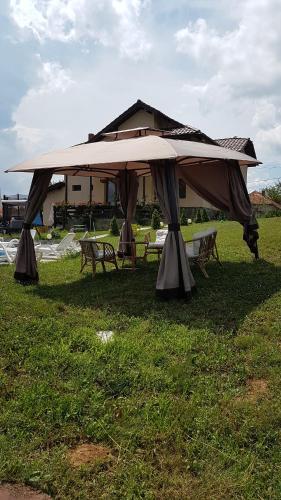 Hostal Pensiunea Iulia