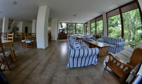 Villa River Grill House