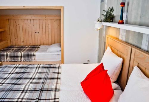 Apartamento Poarta Retezat