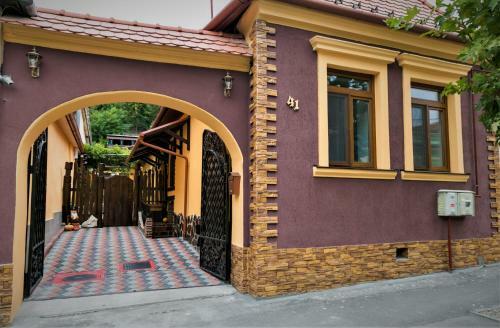 Hostal Pensiunea Burghof