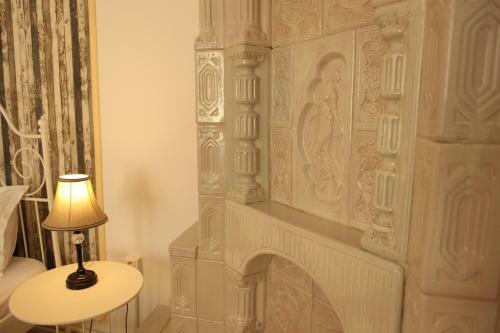 Hostal Casa Cu Usi - House Of Doors