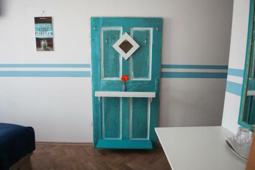 Hostal Casa Cu Usi - House Of Doors