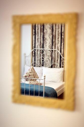 Hostal Casa Cu Usi - House Of Doors