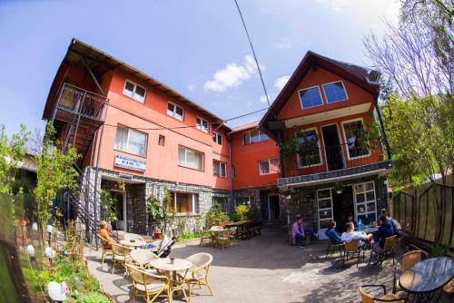 Hostal Pensiunea Eden