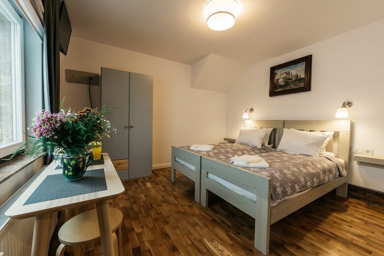 Yellowboot Aparthotel