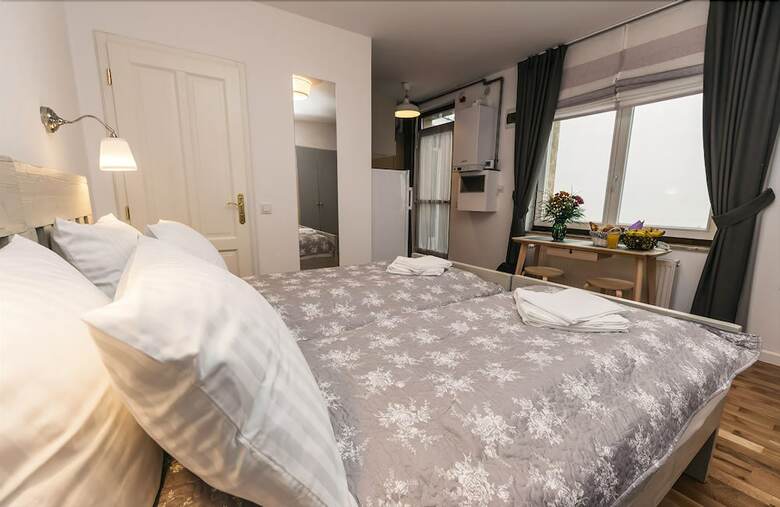 Yellowboot Aparthotel