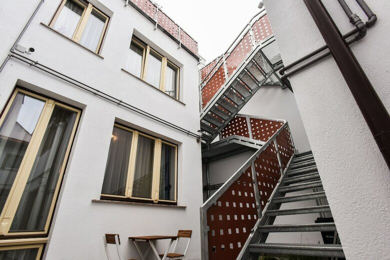 Yellowboot Aparthotel