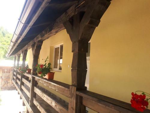 Hostal Pensiunea Casa Godja