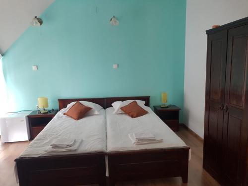 Hostal Pensiunea Rustic Ana