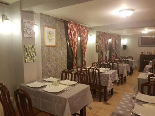 Hostal Pensiunea Rustic Ana
