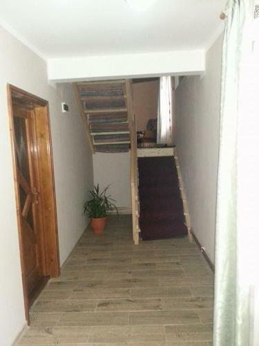 Hostal Pensiune La Becu