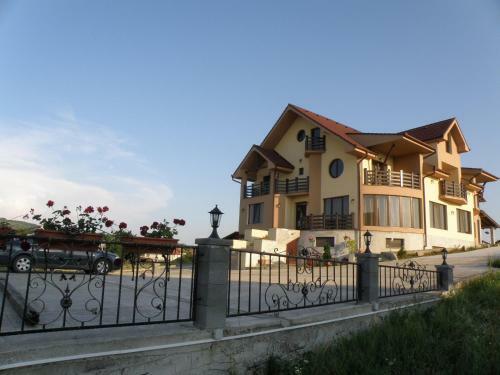 Hostal Pensiunea Neredy
