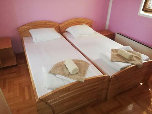 Hostal Guesthouse Rodjak Sa Sela