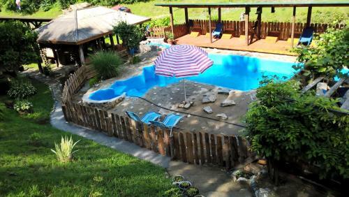 Hostal Guest House Lopatnica